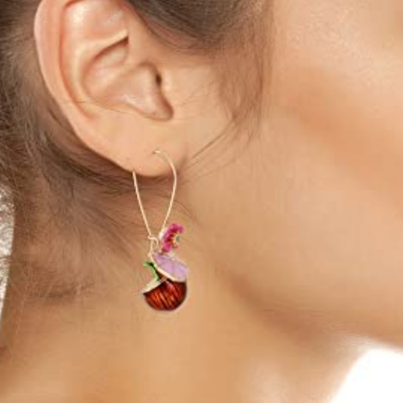 Betsey Johnson island time coconut - Picture 2 of 3